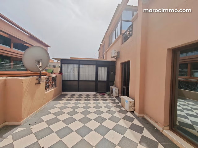 Appt de 96 M2 avec grande terrasse sud — 4
