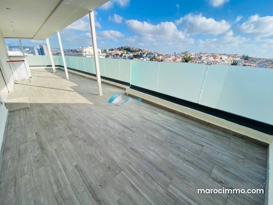 150 sqm Furnished Apartment with Terrace and Mountain Views, Mozart, Tangier — Tangier
