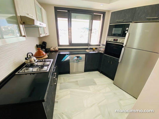 À louer – Appartement meublé haut standing sans vis à vis à Malabata Place Mozart — 5