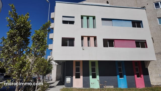 École à Vendre à Aazib Haj Kadour, Tanger — Tanger