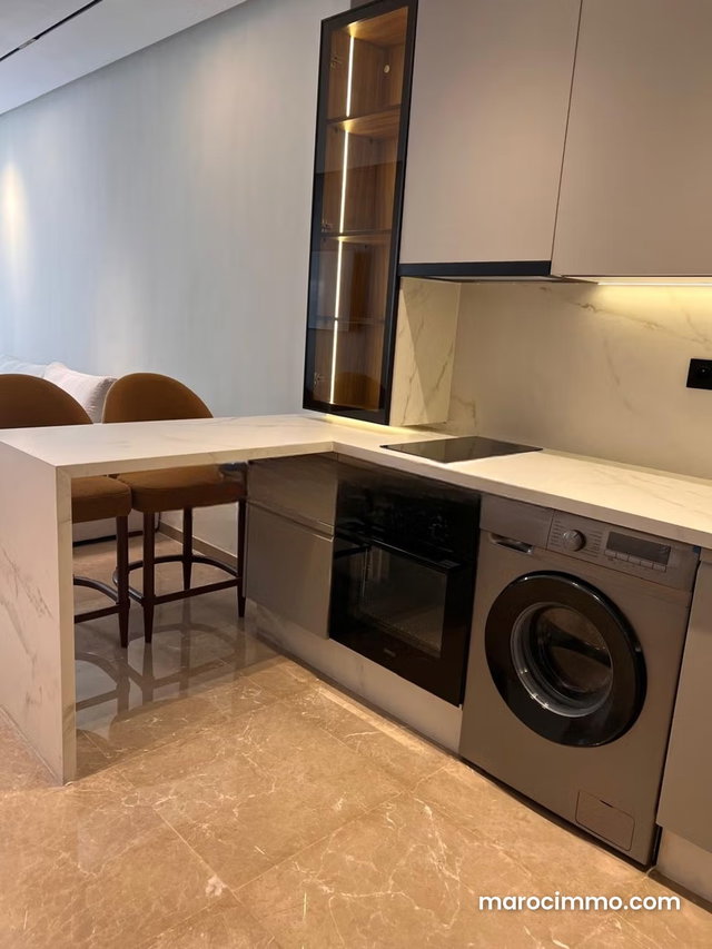 Sale of a beautiful apartment in Maârif. 2 comfortable rooms. Well furnished — 5