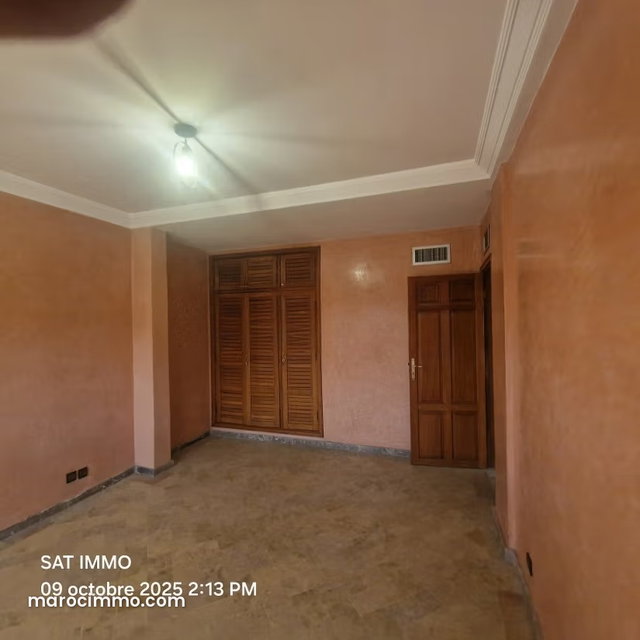 Appartement a louer mensuel — 4