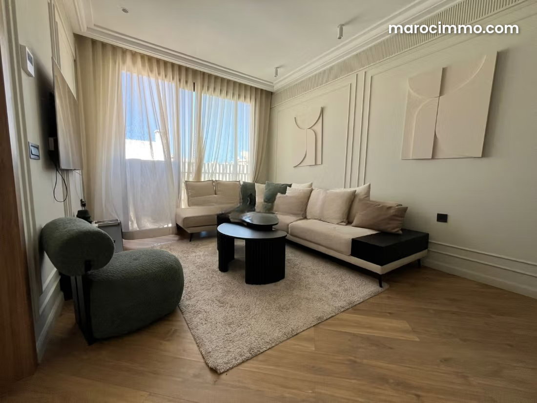 Furnished 43 sqm studio with terrace and garden, Racine, Casablanca — Casablanca