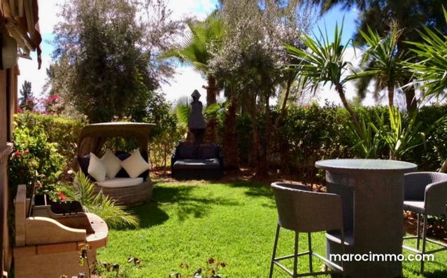 Villa meublée piscine à louer: Rte Fes Marrakech — Marrakech