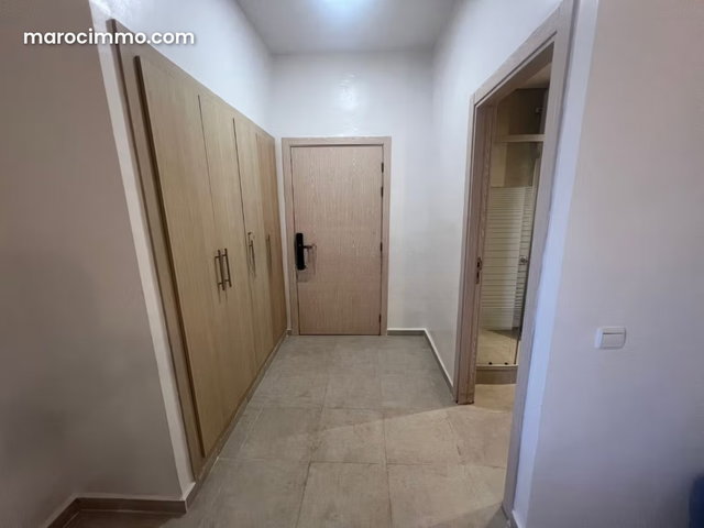 À louer: Appartement Meublé & Équipé — 4