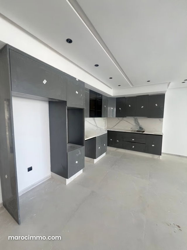 Appartements vue sur mer&piscine à Malabata Hills — 3