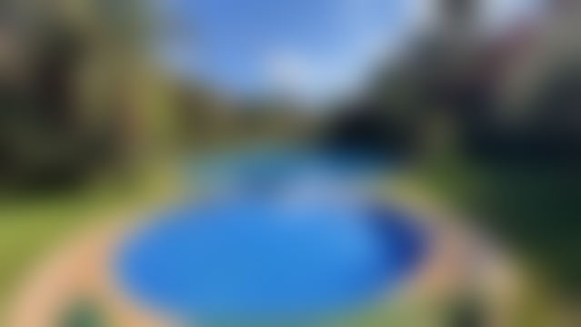 شقة مشرقة بشرفة ومسبح للبيع في حي أكدال بمراكش — مراكش