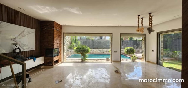 Bright Corner Villa for Sale — 2
