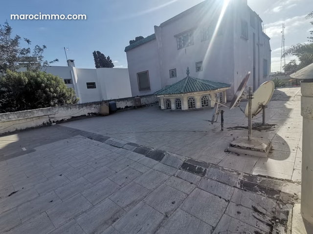 Charmante Villa artisanale de 752m2 à Californie — 3