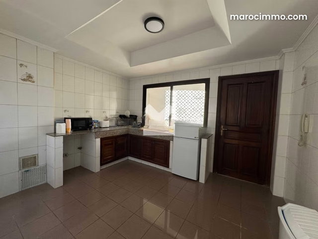 Appartement à Vendre de 232.0 m² à Casablanca, Moulay Youssef — 4
