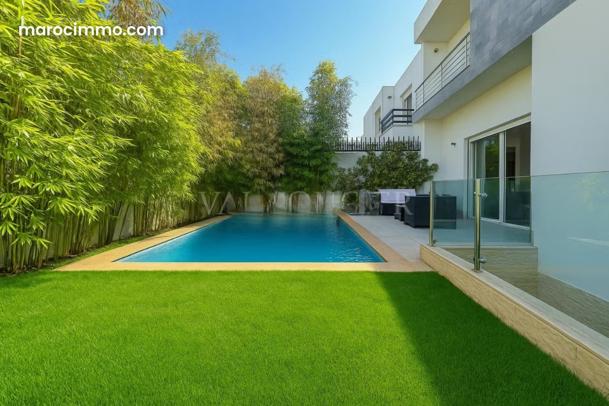 4-Bedroom Villa with Pool for Rent, Dar Bouazza — Dar Bouazza