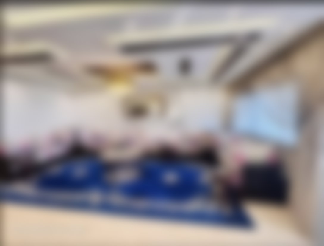 دوبلكس فخم للبيع بحي مثلث الذهب في الدار البيضاء