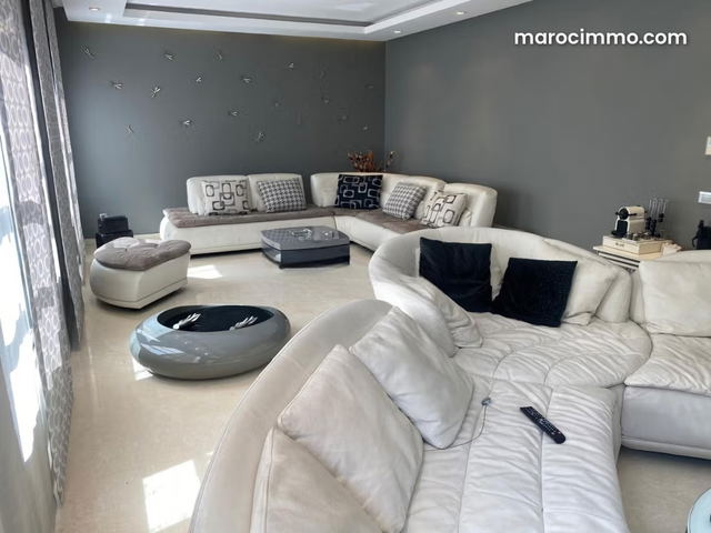 Bel appartement de 230m meublé à louer à gauthier — Casablanca