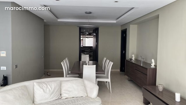 Bel appartement de 230m meublé à louer à gauthier — 2