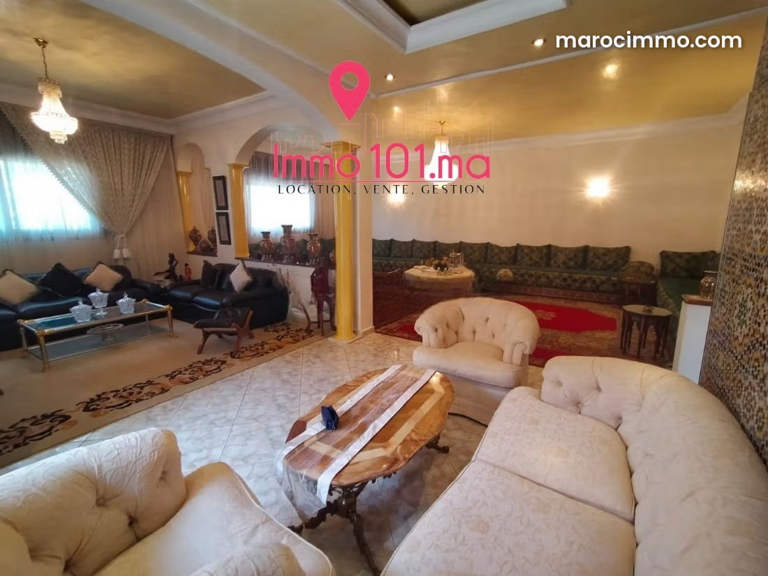 425 m² Villa, 4 Bedrooms for Sale in Guich Oudaya, Rabat — Rabat
