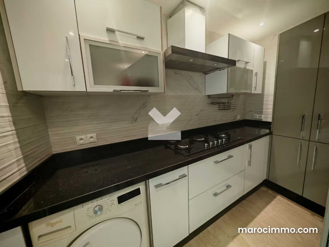 Appartement à Louer de 160.0 m² à Casablanca, Racine — 4