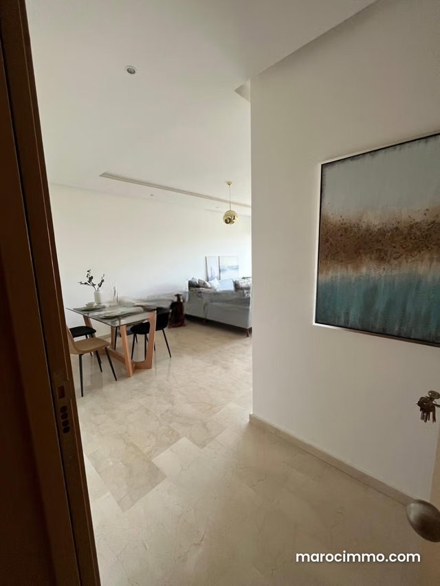 Apparemment meuble a vendre a hay riad — 2