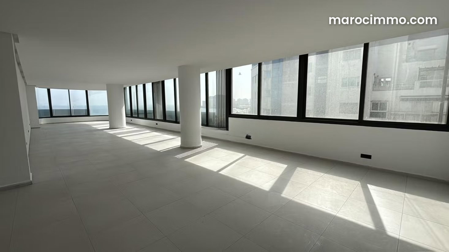 Bureau 125 m² vue mer, Aïn Diab, Casablanca — Casablanca