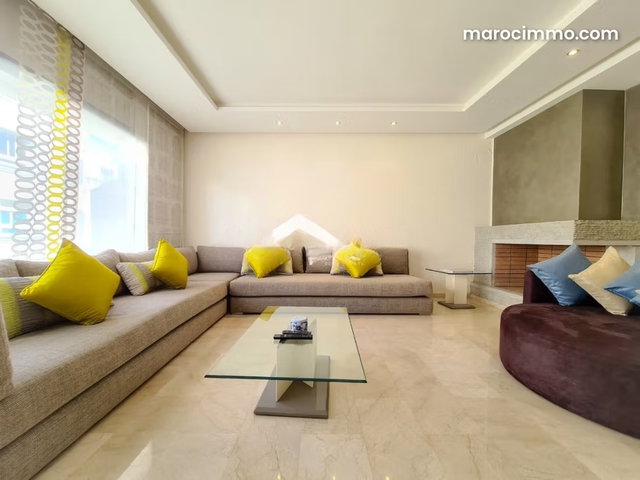 Triangle d’or, cosy appartement à louer meublé avec grande terrasse — 3