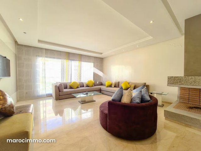 Triangle d’or, cosy appartement à louer meublé avec grande terrasse — 2