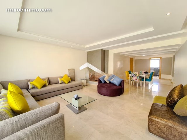 Triangle d’or, cosy appartement à louer meublé avec grande terrasse — 4