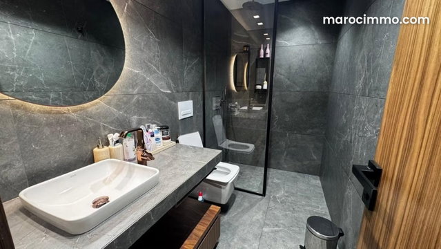 Appartement À Louer meublé sans vis à vis racine — 4