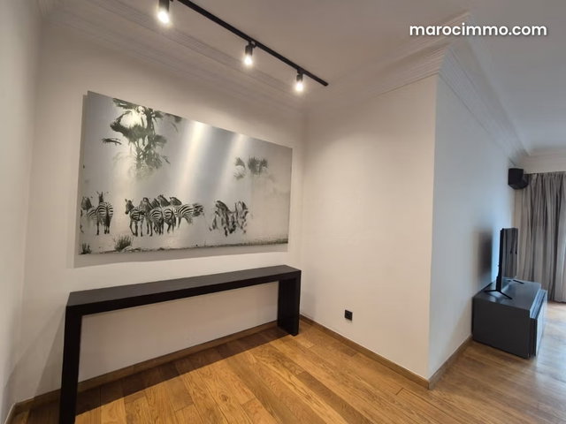 Luxurious Golden Triangle 3-Bedroom 183m2 Apartment — 3
