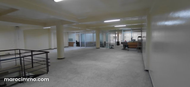 A vendre ou à louer local modulable à louer à Belvédère – parfait pour bureaux ou showroom — 2