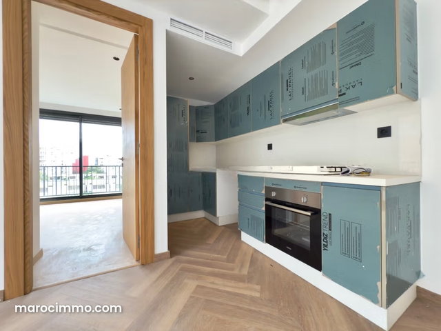 Exceptional Two-Bedroom Apartment Ideal for Investment — 3