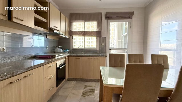 À louer Superbe appartement —city center — 2