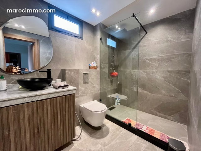 Bel appartement rénové à vendre à Place Ollier, Gauthier — 4