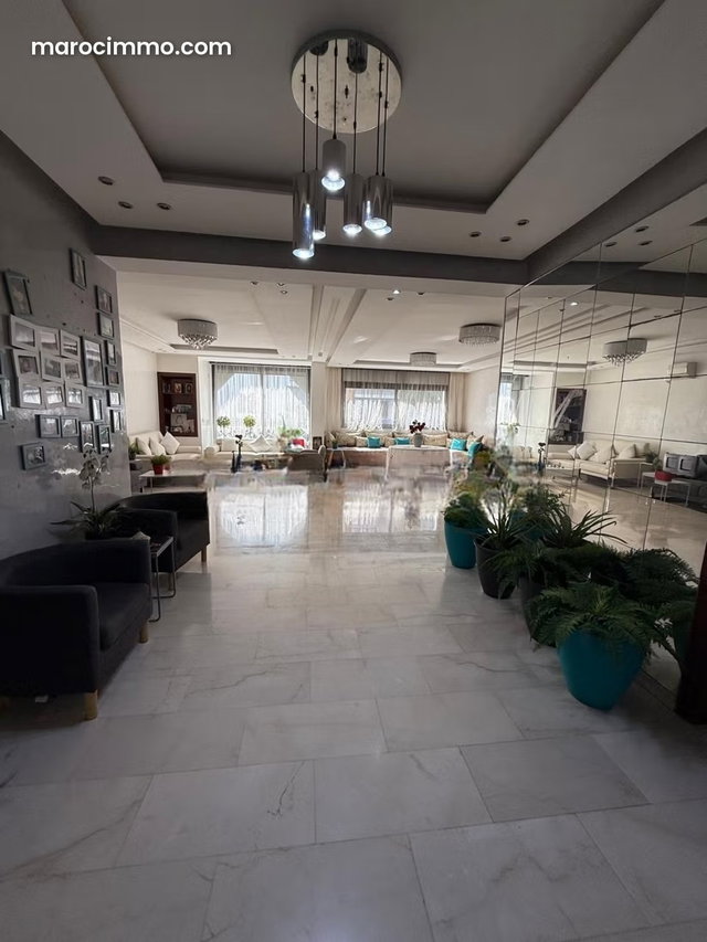Appartement Spacieux avec Terrasse à Gauthier — 3