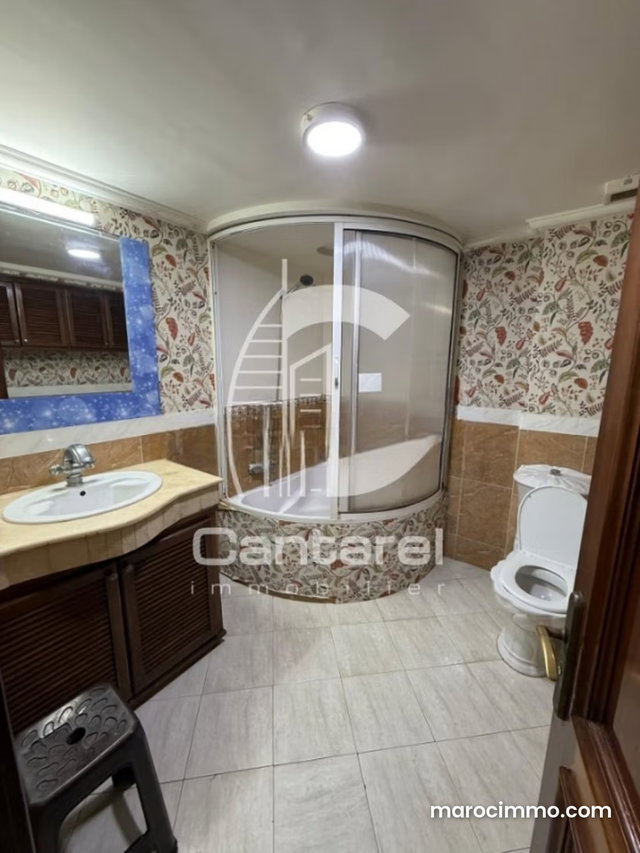 Spacieux appt vide en vente maarif extension — 4