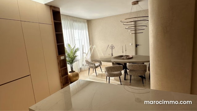 Appartement à louer à Sania. 3 chambres agréables. Ascenseur et terrasse — 4