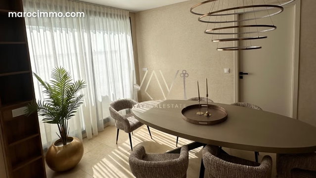 Appartement à louer à Sania. 3 chambres agréables. Ascenseur et terrasse — 5