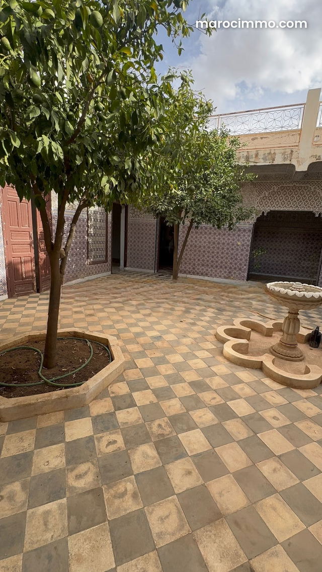 Un ancien Riad en ruine au cœur de la Palmeraie — Marrakech