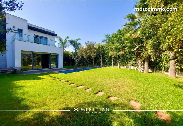 Magnifique Villa de 662m² en Résidence Privée — 4
