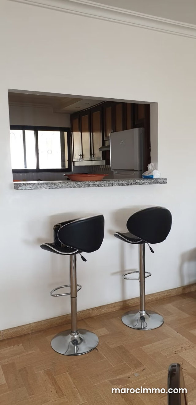 Duplex à vendre centre ville — 3