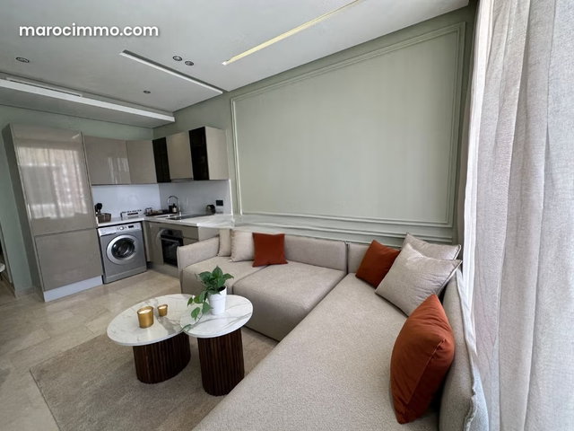 Superbe Studio Jamais Habité avec deux balcons aux princesses — 2