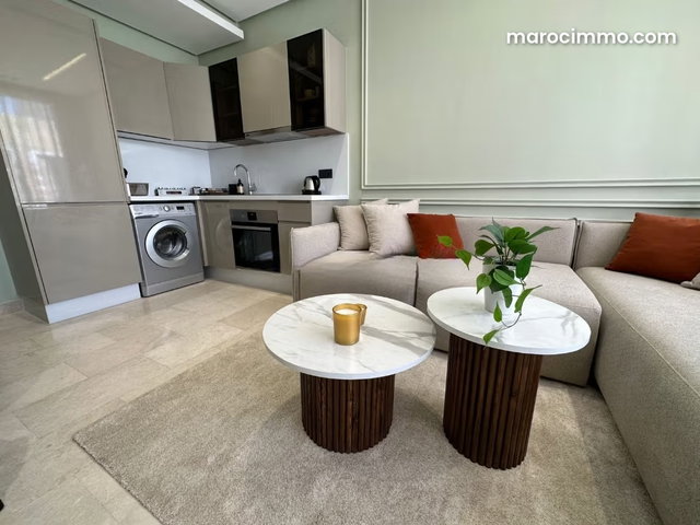 Superbe Studio Jamais Habité avec deux balcons aux princesses — 5