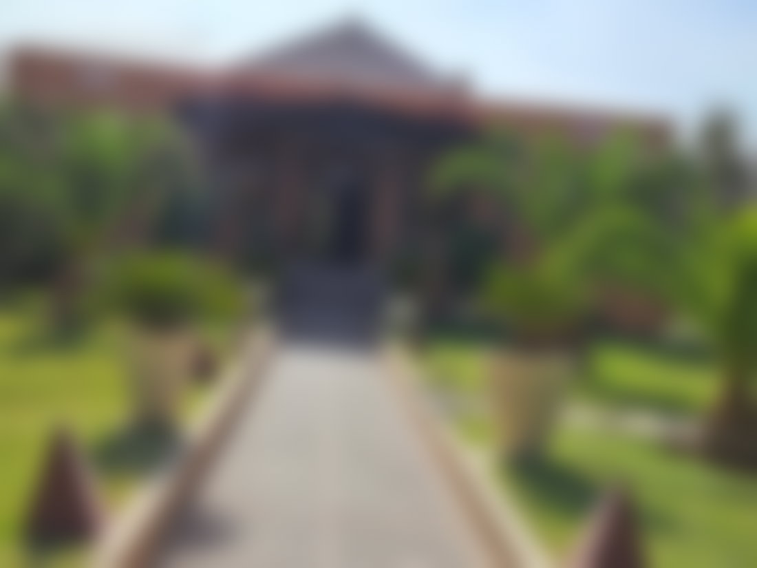 فيلا فاخرة بمساحة 3160 م² على طريق أميزميز في مراكش