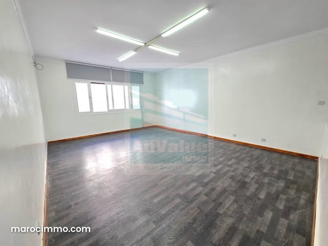 DV. 1006: Magnificent Office at Ibnou Habous Street — 2
