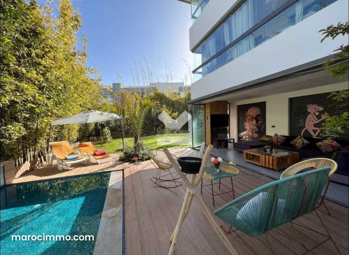 Grand appartement avec jardin à vendre à Dar Bouazza — Dar Bouazza