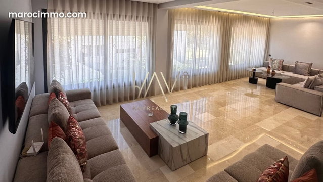 Maison de luxe à louer à Manar. 8 grandes pièces. Parking et terrasse — 2