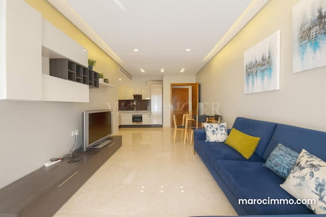 Location Studio Meublé Moderne avec balcon Racine Extention, Casablanca — 2