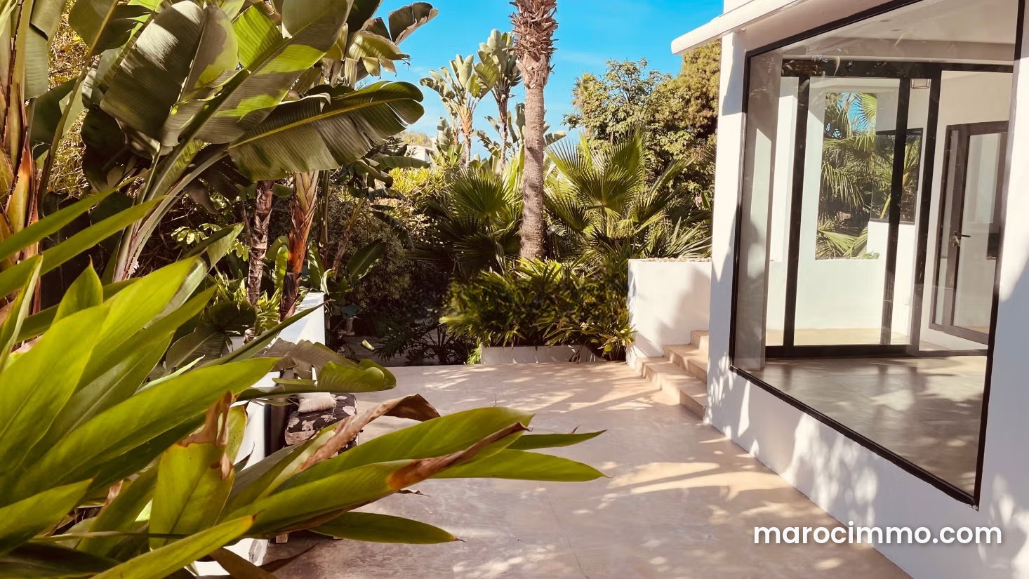 1,100 sqm sea-view villa with swimming pool in Anfa, Casablanca — Casablanca