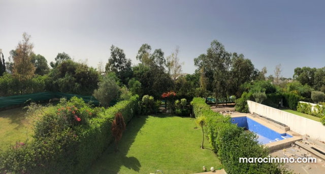 Villa a la location vide a bouskoura 23000dh — 2