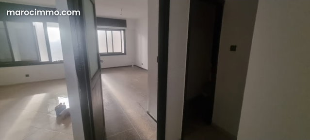 Bureau à louer sur agdal 120 m² 3 pièces — 3
