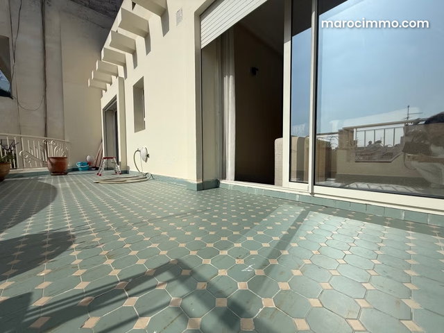 Superbe studio meuble terrasse — 3
