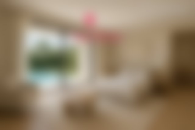 Villa contemporaine 800 m², jardin et piscine, Souissi Rabat — 3